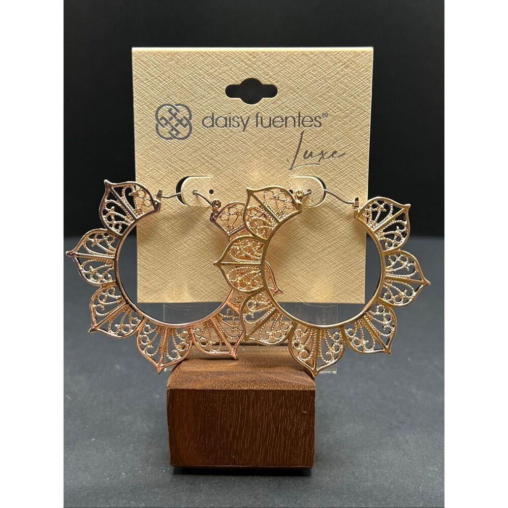 Daisy Fuentes Luxe Rose Gold Tone Mandala Like Filigree Lotus Hoop Earrings